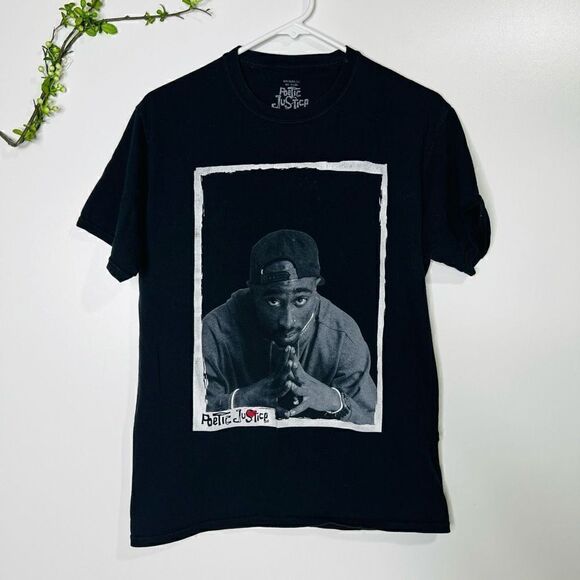 Poetic Justice Women’s Black Tupac Graphic Short Sleeve Tee Shirt Size Medium - Picture 1 of 7